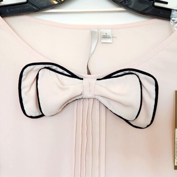 Lauren Conrad Bow Pleated Blouse - Picture 6 of 11